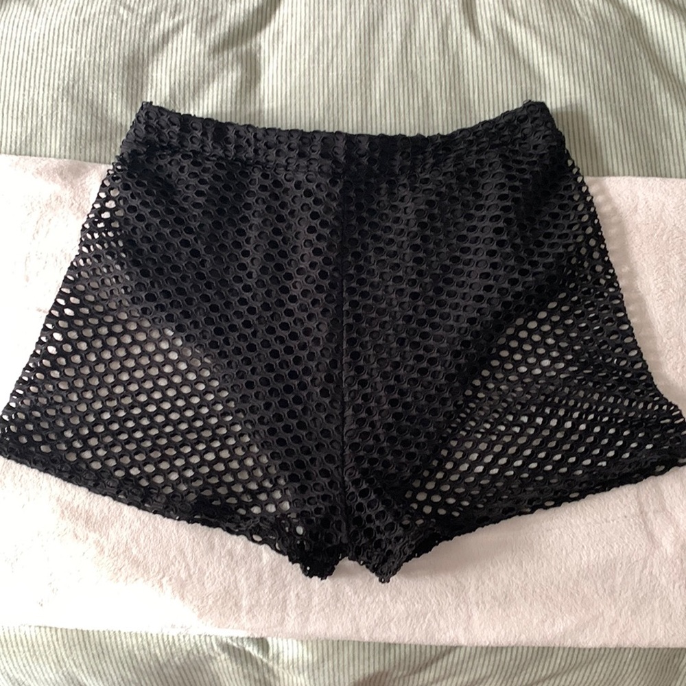 PrettyLittleThing Shorts